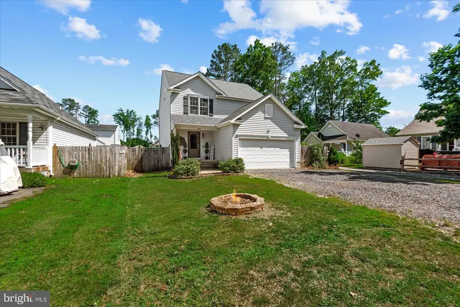 360 4th St, Colonial Beach, VA 22443 - #3