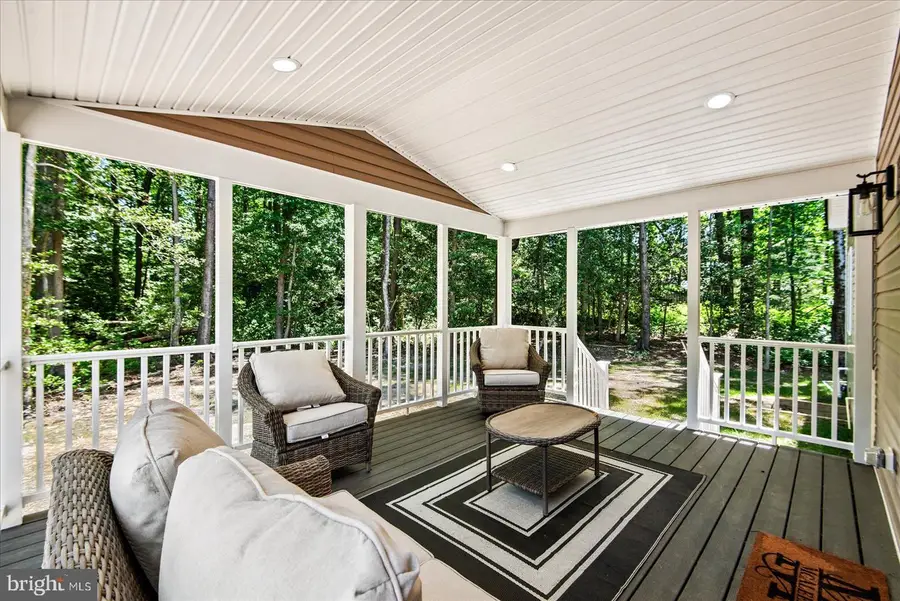 192 Woodmount Dr, Colonial Beach, VA 22443 - #2