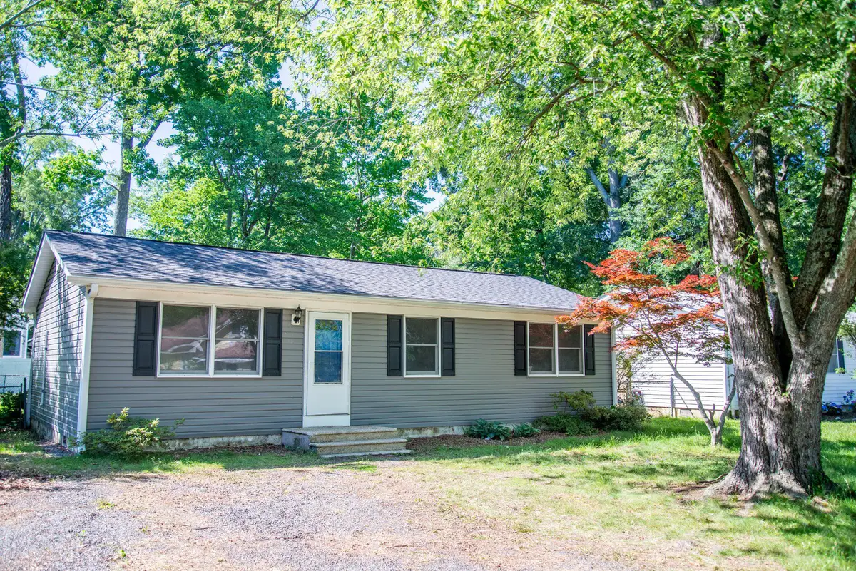 30 11th St, Colonial Beach, VA 22443 - #1