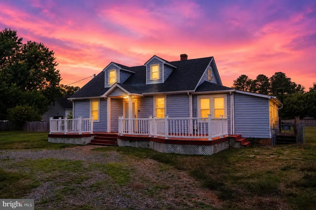 315 Cedar Ave, Colonial Beach, VA 22443 - #1