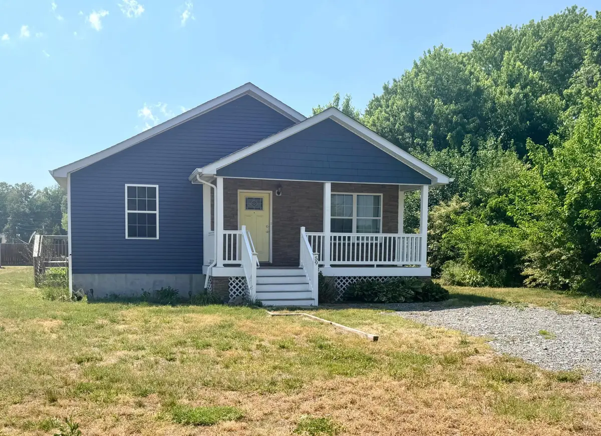 59 W Potomac Dr, Colonial Beach, VA 22443 - #1