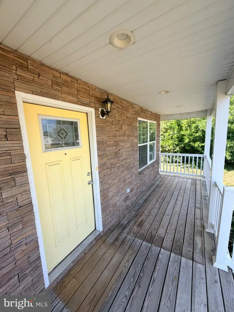 59 W Potomac Dr, Colonial Beach, VA 22443 - #3