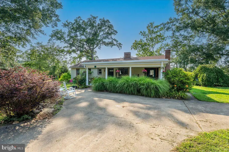 277 Harbor View Cir, Colonial Beach, VA 22443 - #3