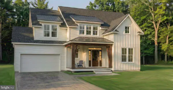 640 Latane Dr, COLONIAL BEACH, VA 22443