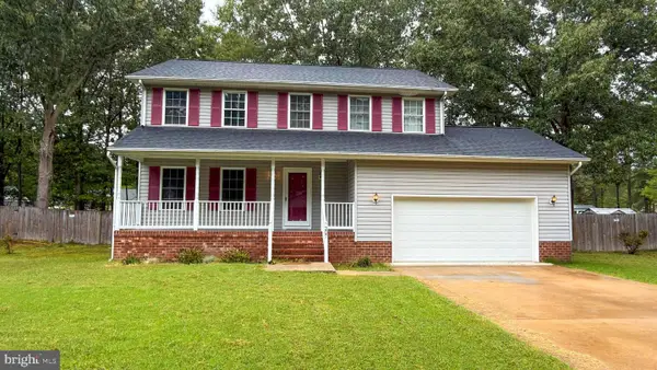 207 Meadow Ave, COLONIAL BEACH, VA 22443
