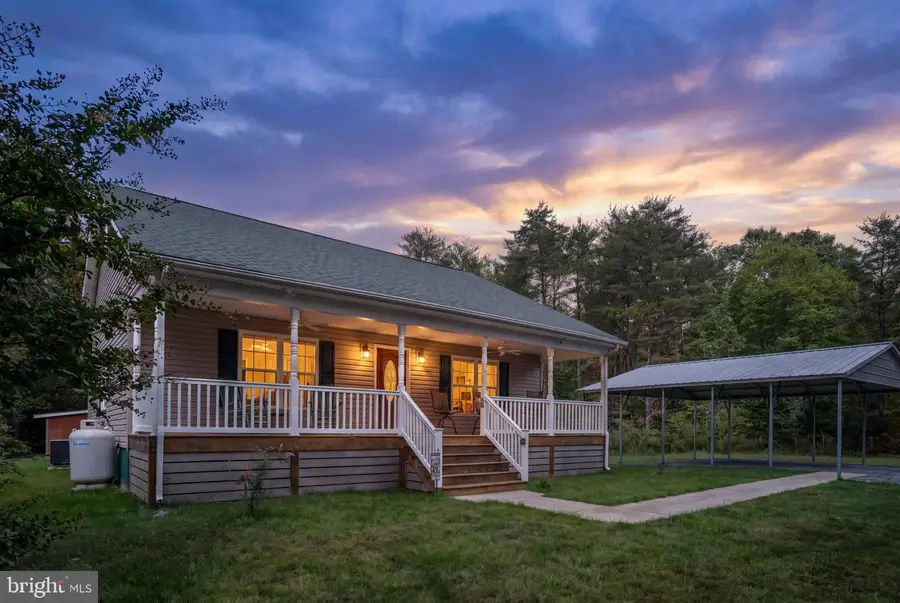 1824 Longfield Rd, Colonial Beach, VA 22443 - #2