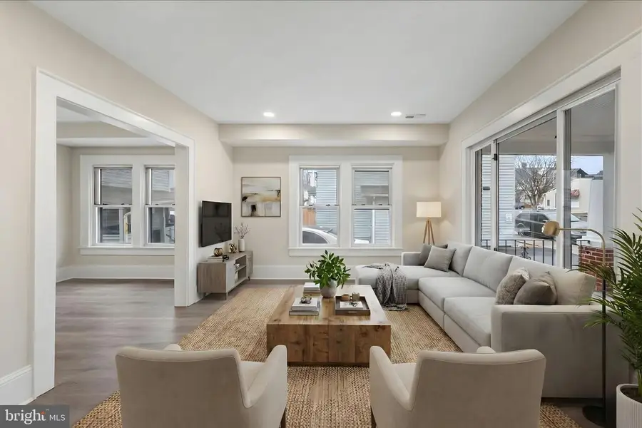 21 W Pall Mall St, Winchester, VA 22601 - #2