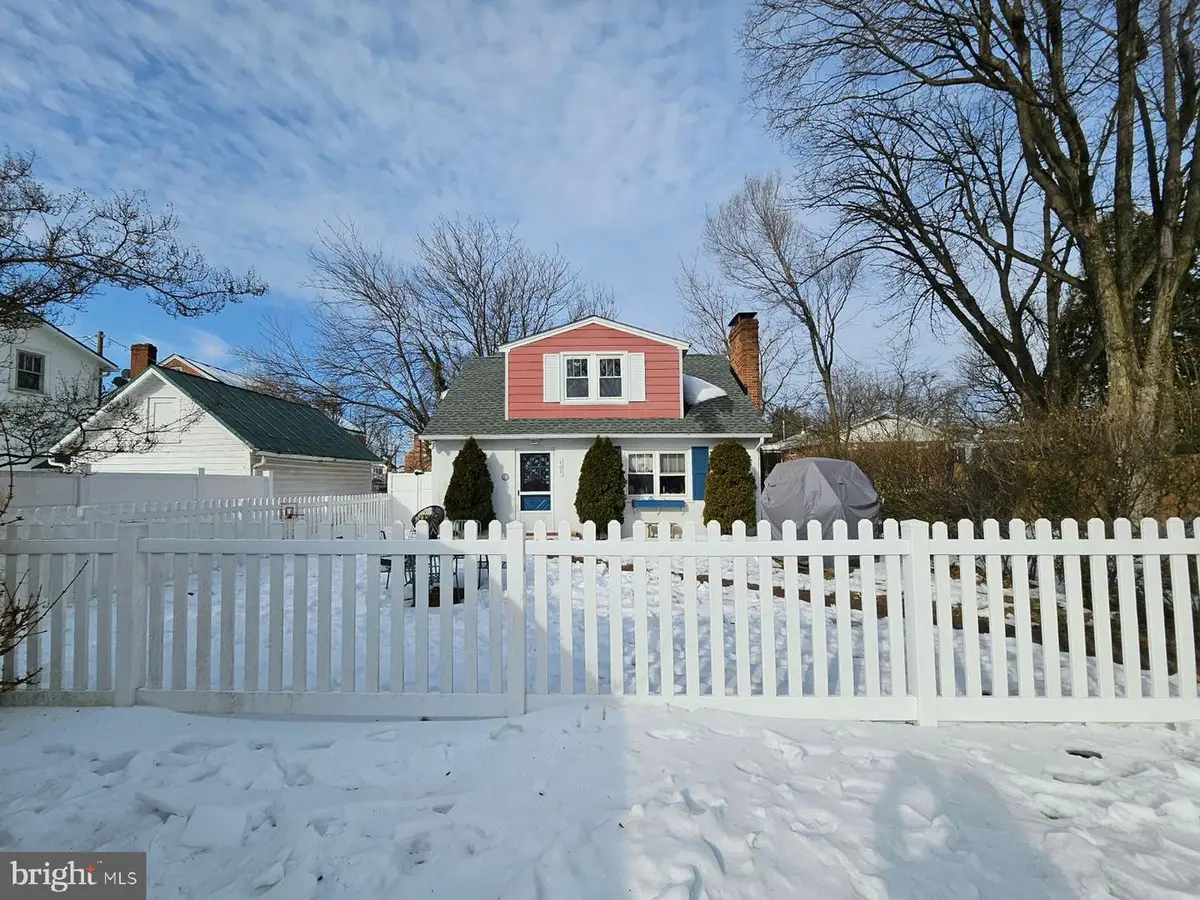 407 Van Fossen St, Winchester, VA 22601 - #1