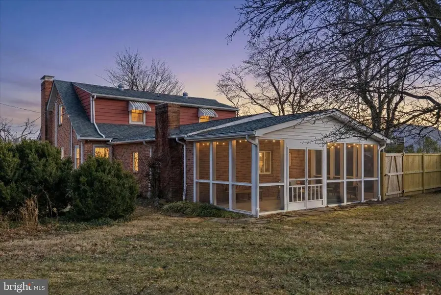 411 Van Fossen St, Winchester, VA 22601 - #2