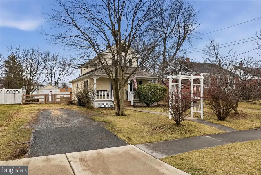 939 Woodland Ave, Winchester, VA 22601 - #2