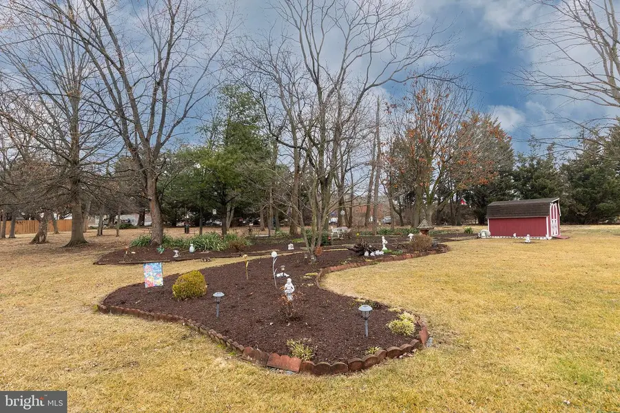 216 W Cedarmeade Ave, Winchester, VA 22601 - #3