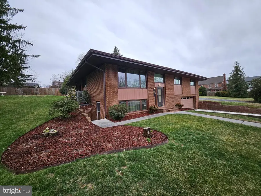 130 Morgan St, Winchester, VA 22601 - #3