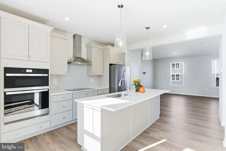 201 Monteith Dr, Winchester, VA 22601 - #2