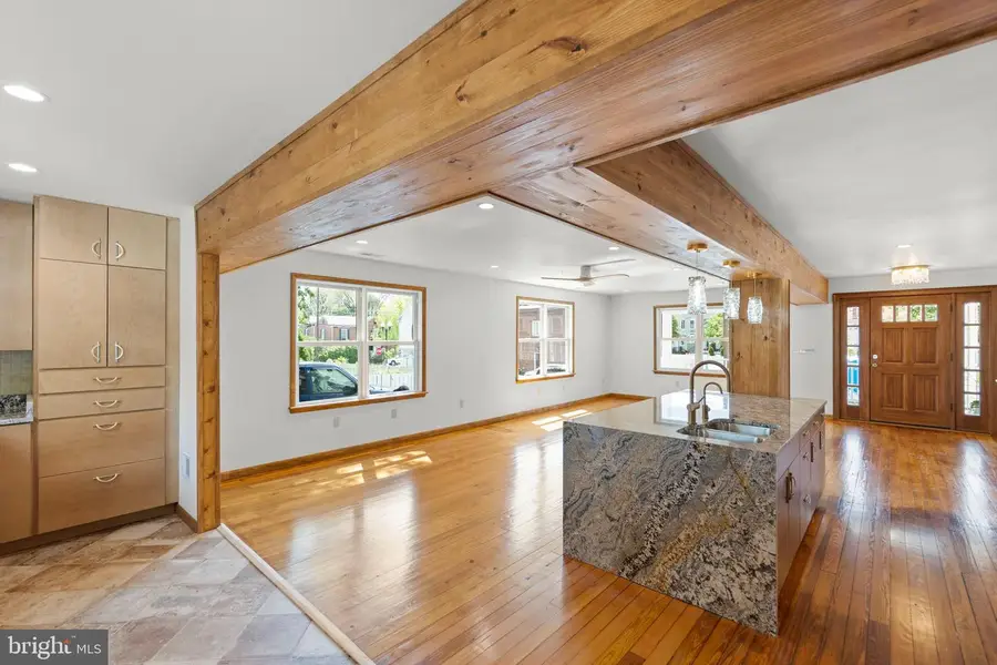 112 W Germain St, Winchester, VA 22601 - #2