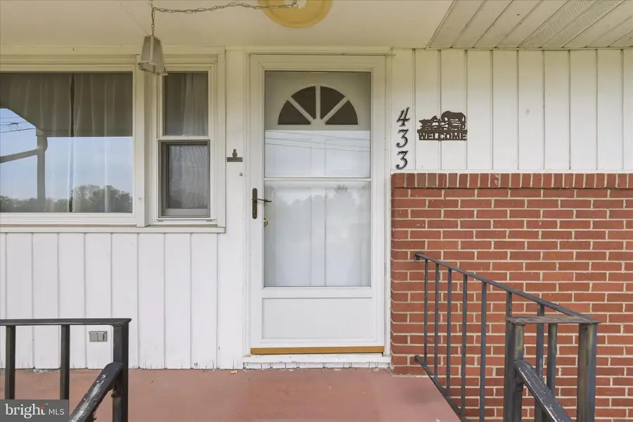 433 Beechcroft Rd, Winchester, VA 22601 - #2