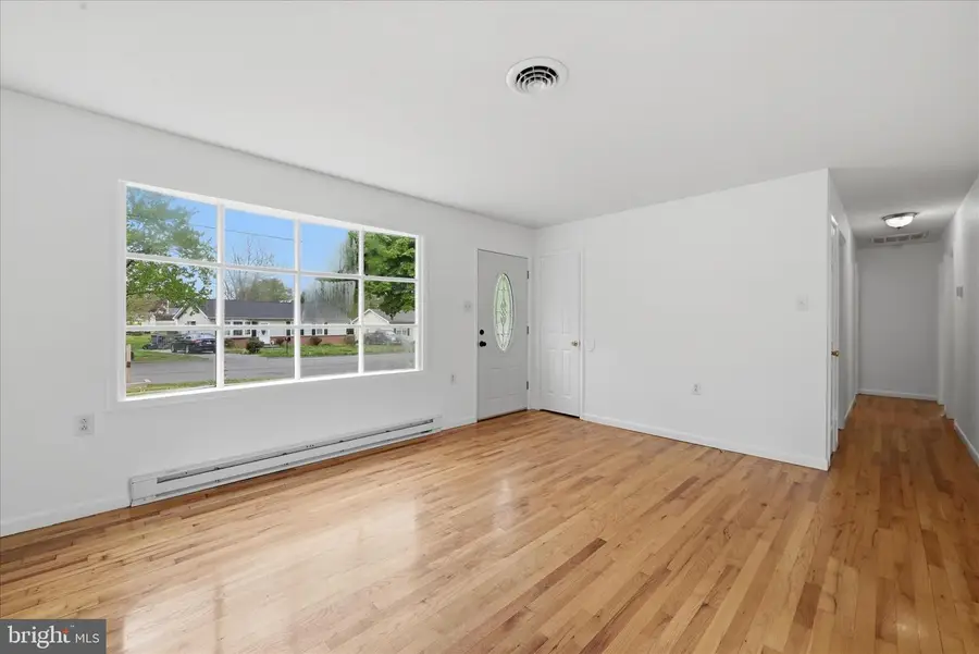 608 Dunlap St, Winchester, VA 22601 - #2