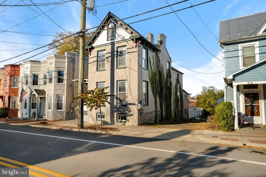317 N Kent St, Winchester, VA 22601 - #2