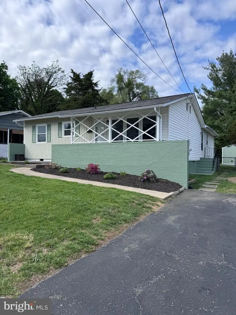 420 E Pall Mall St, Winchester, VA 22601 - #2