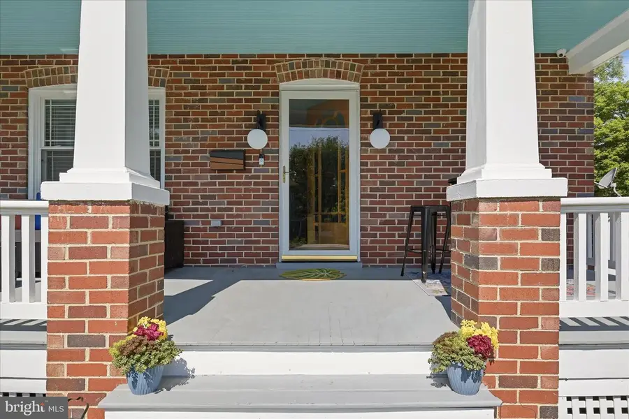 1423 Greystone Ter, Winchester, VA 22601 - #2