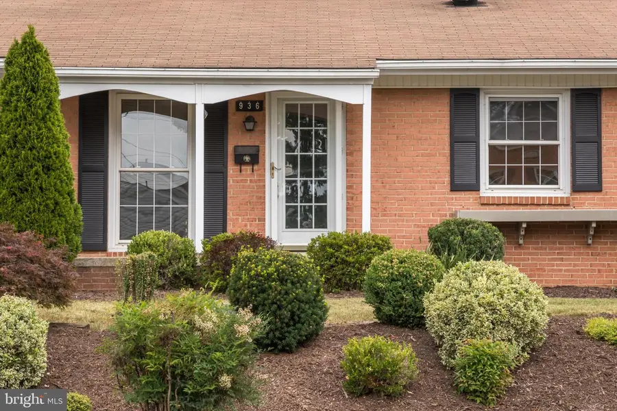 936 Allen Dr, Winchester, VA 22601 - #3