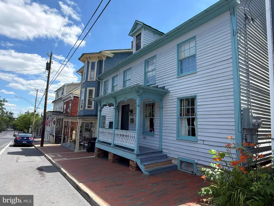 410 S Cameron St, Winchester, VA 22601 - #3