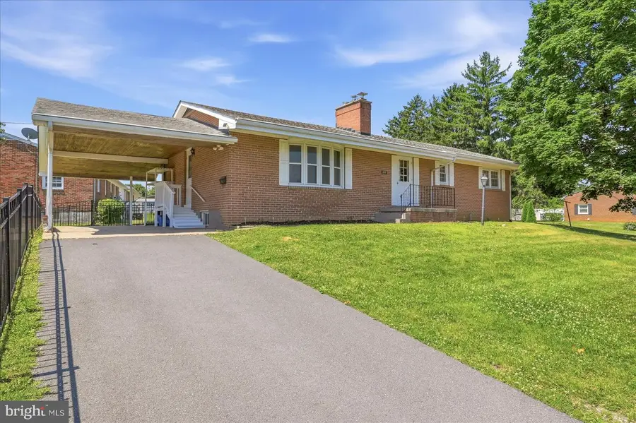 101 Locust Ave, Winchester, VA 22601 - #2