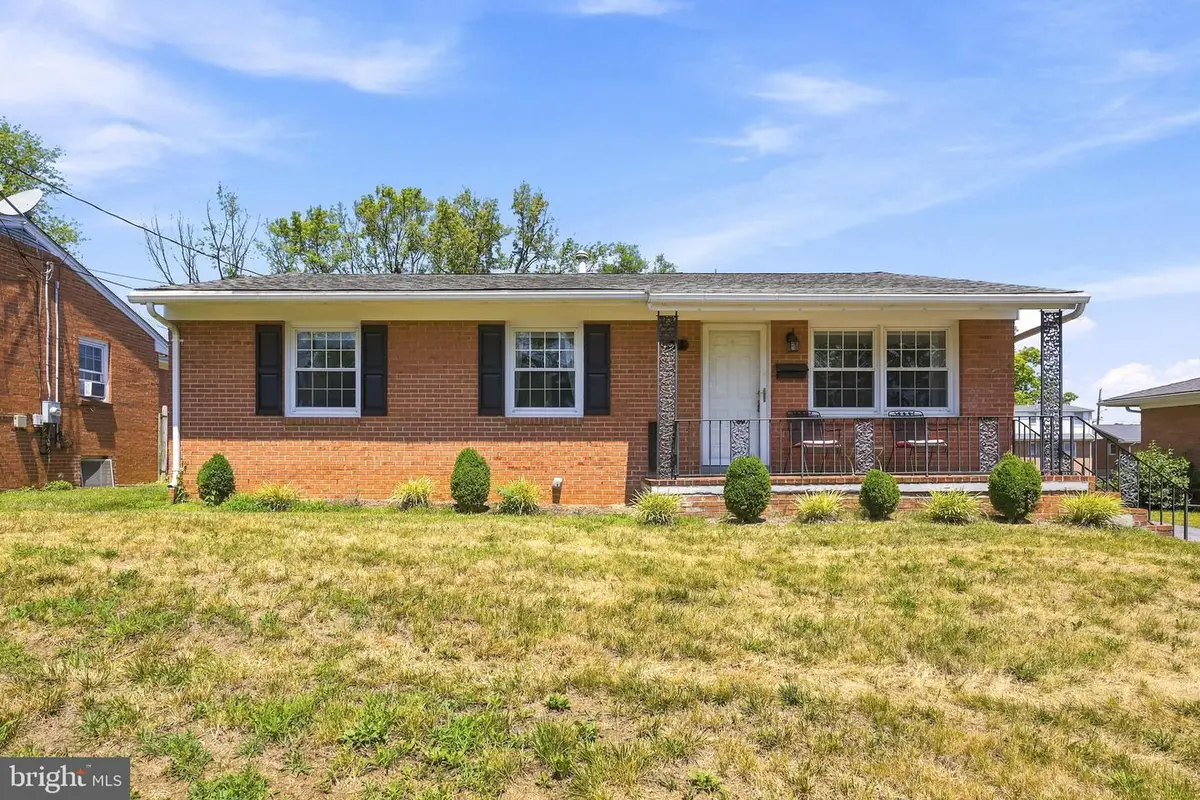 912 Allen Dr, Winchester, VA 22601 - #1