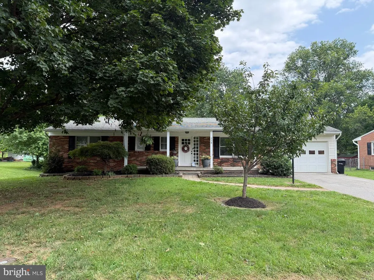 338 Lanny Dr, Winchester, VA 22601 - #1