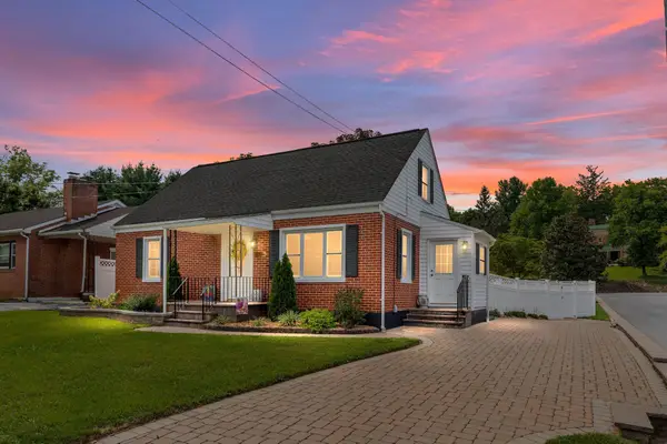 153 Fox Dr, WINCHESTER, VA 22601