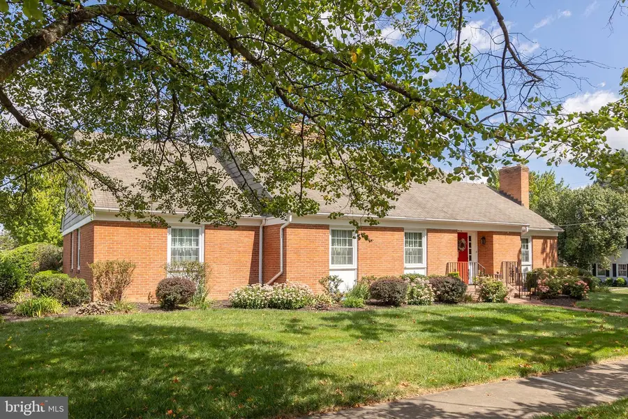 416 Briarmont Dr, Winchester, VA 22601 - #3