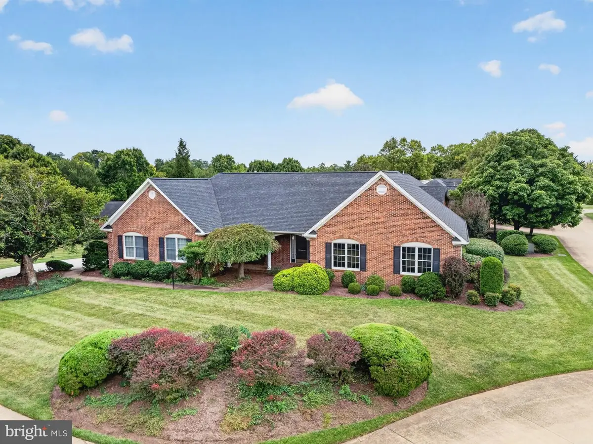 1400 Gordon Pl, Winchester, VA 22601 - #1