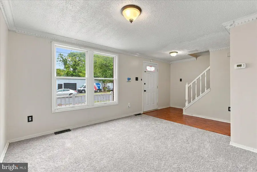 1 E Hart St, Winchester, VA 22601 - #3