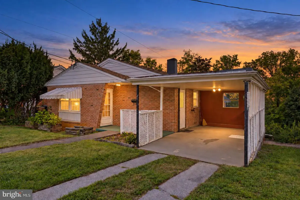 828 Woodland Ave, Winchester, VA 22601 - #1