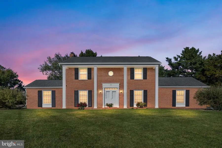 327 Ridge Ave, Winchester, VA 22601 - #2