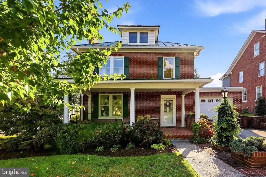 411 W Cecil St, Winchester, VA 22601 - #2