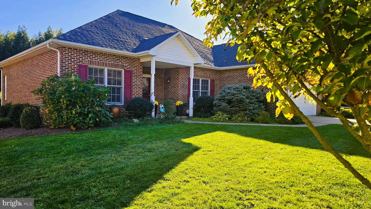 827 Buckner Dr, Winchester, VA 22601 - #1