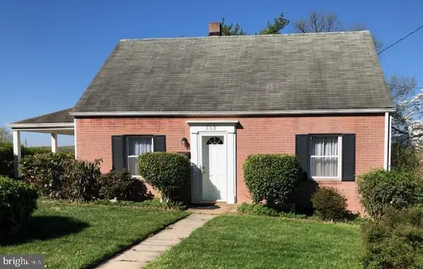 368 W 9th St, FRONT ROYAL, VA 22630