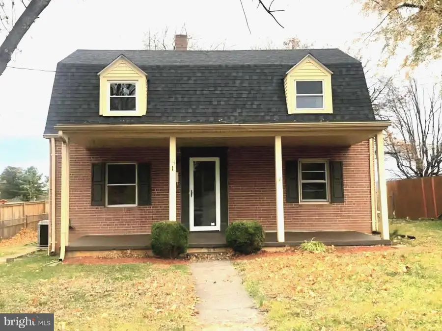 114 S Charles, Front Royal, VA 22630 - Image #2