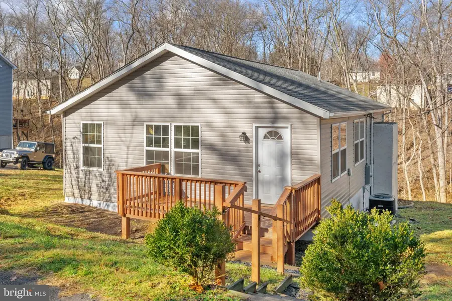 293 Pine Shores Dr, Front Royal, VA 22630 - Image #3