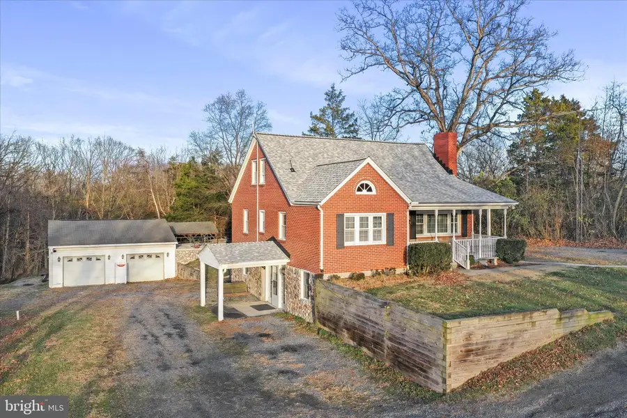 1064 Strasburg Rd, Front Royal, VA 22630 - Image #3