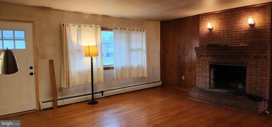 1216 Commonwealth Ave, Front Royal, VA 22630 - Image #2