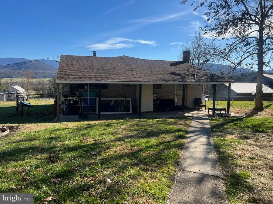 4493 Stonewall Jackson Hwy, Bentonville, VA 22610 - Image #2