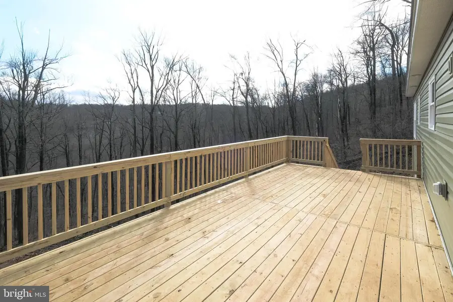 928 High Top Rd, Linden, VA 22642 - Image #2