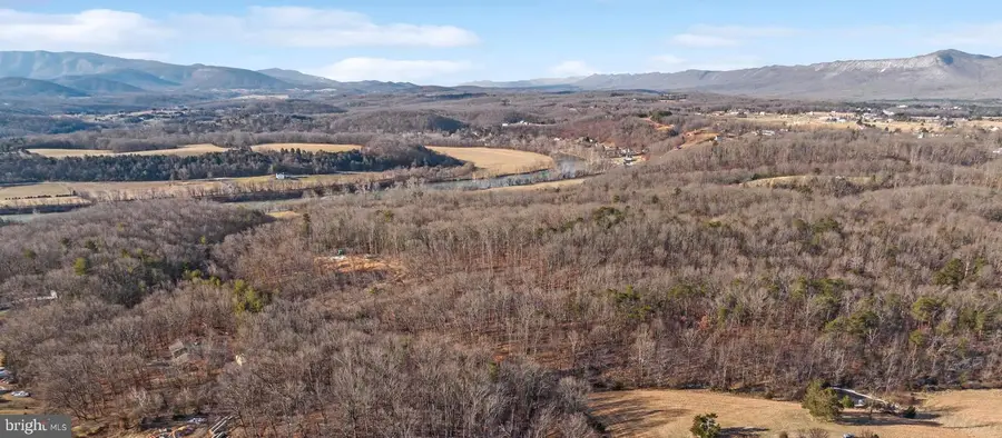 204 Russ Johnson Rd, Front Royal, VA 22630 - Image #2