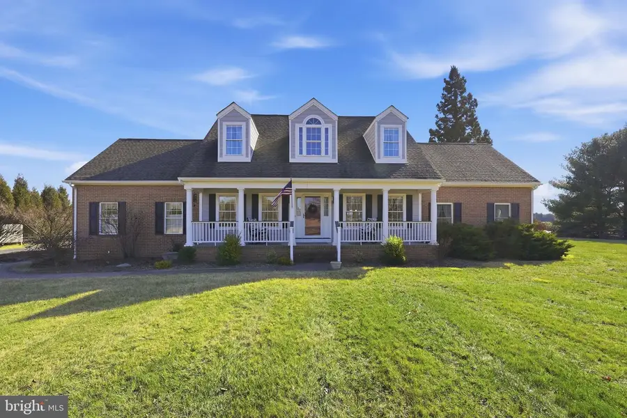 422 Milldale Valley Dr, Front Royal, VA 22630 - Image #2