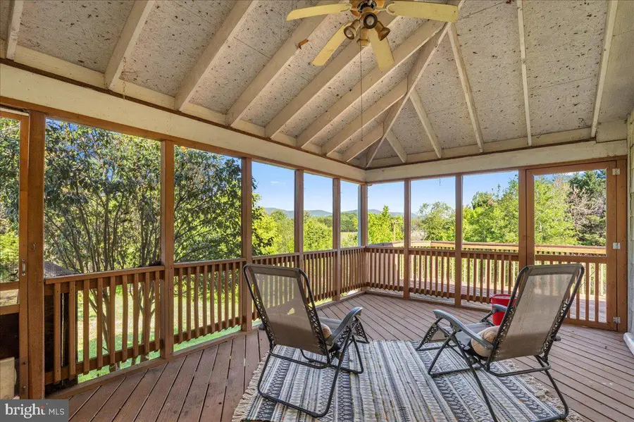 7525 Stonewall Jackson Hwy, Front Royal, VA 22630 - #3