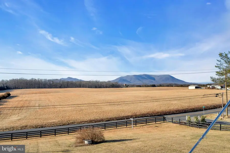 20 Katie Ln, Middletown, VA 22645 - Image #2