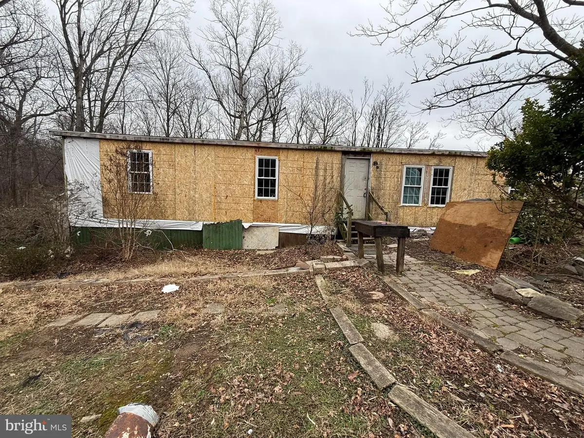 724 Western Ln, Front Royal, VA 22630 - Image #1