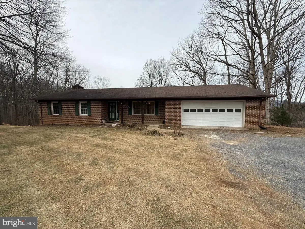 487 Skyline Forest Dr, Front Royal, VA 22630 - Image #1