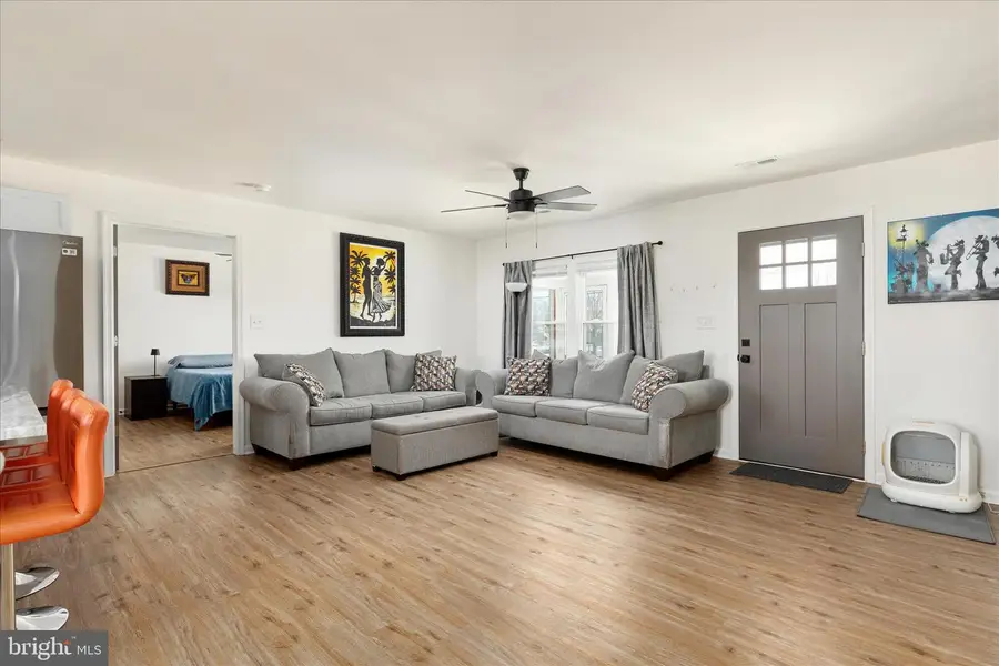 511 W 13th St, Front Royal, VA 22630 - #2